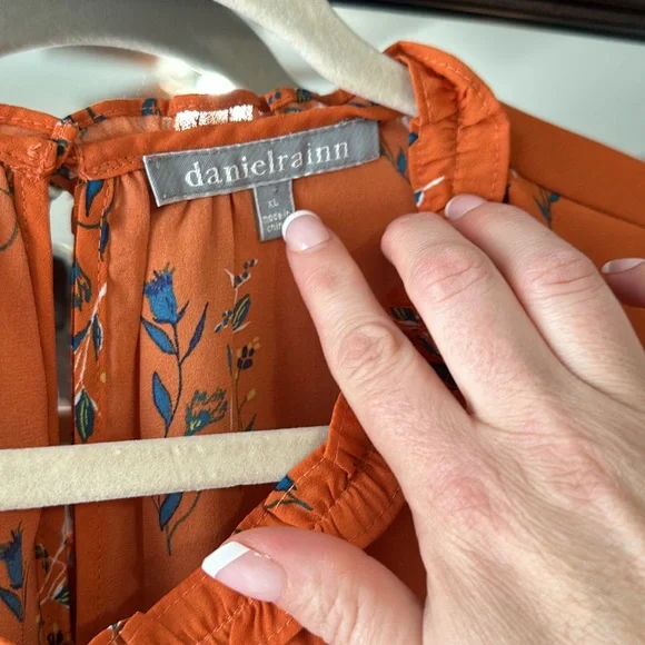 Daniel Rainn orange floral top XL - Picture 6 of 9